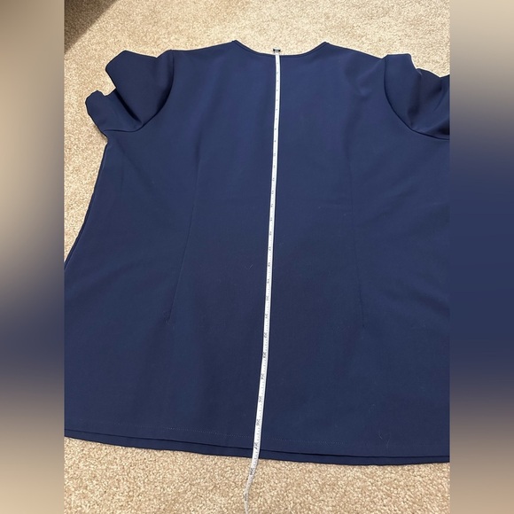 Casma Three-Pocket Scrub Top™ Navy Size XL - Picture 9 of 12